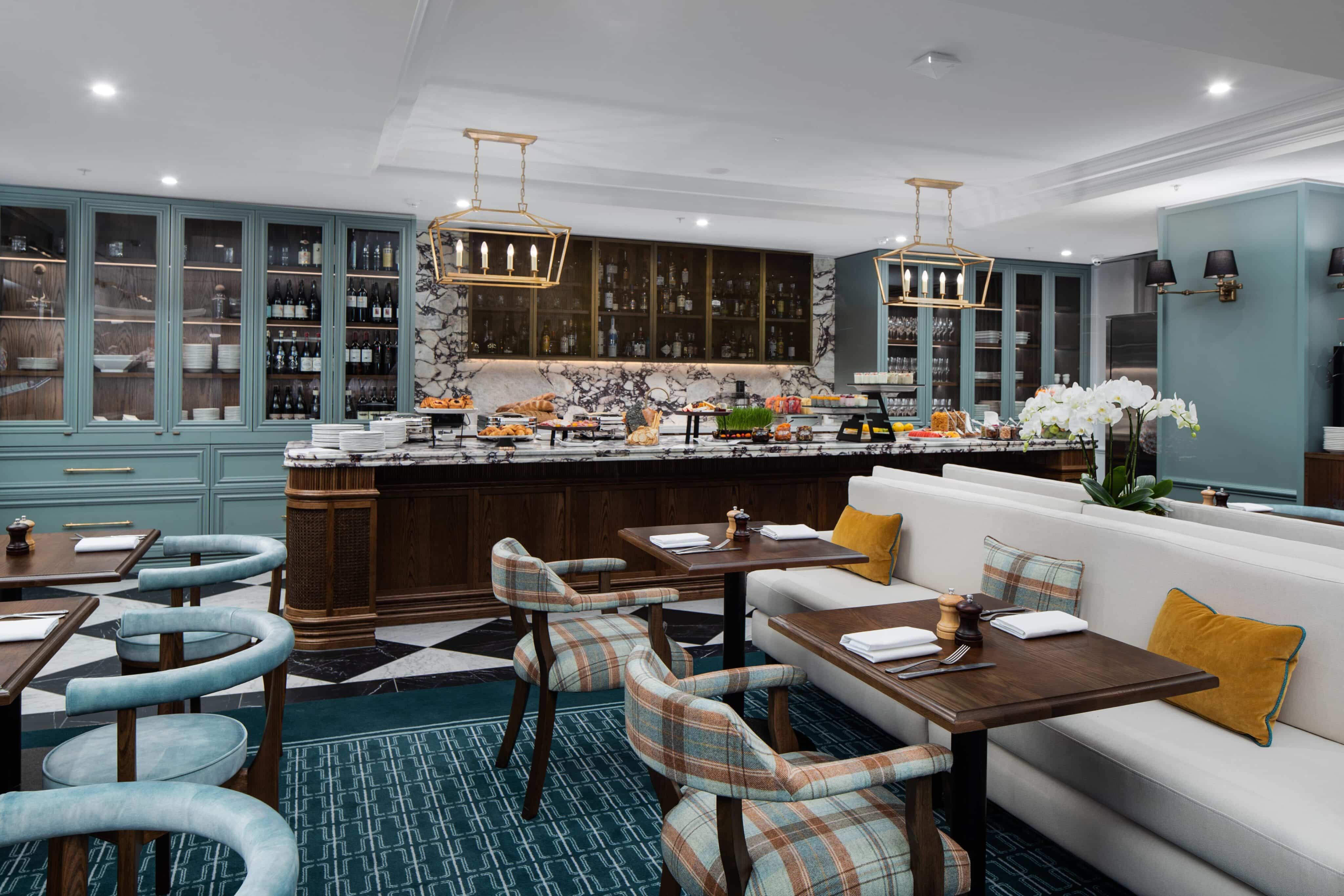 Inside Melbourne's Premier Executive Retreat: The Elevate Club Lounge by Pullman