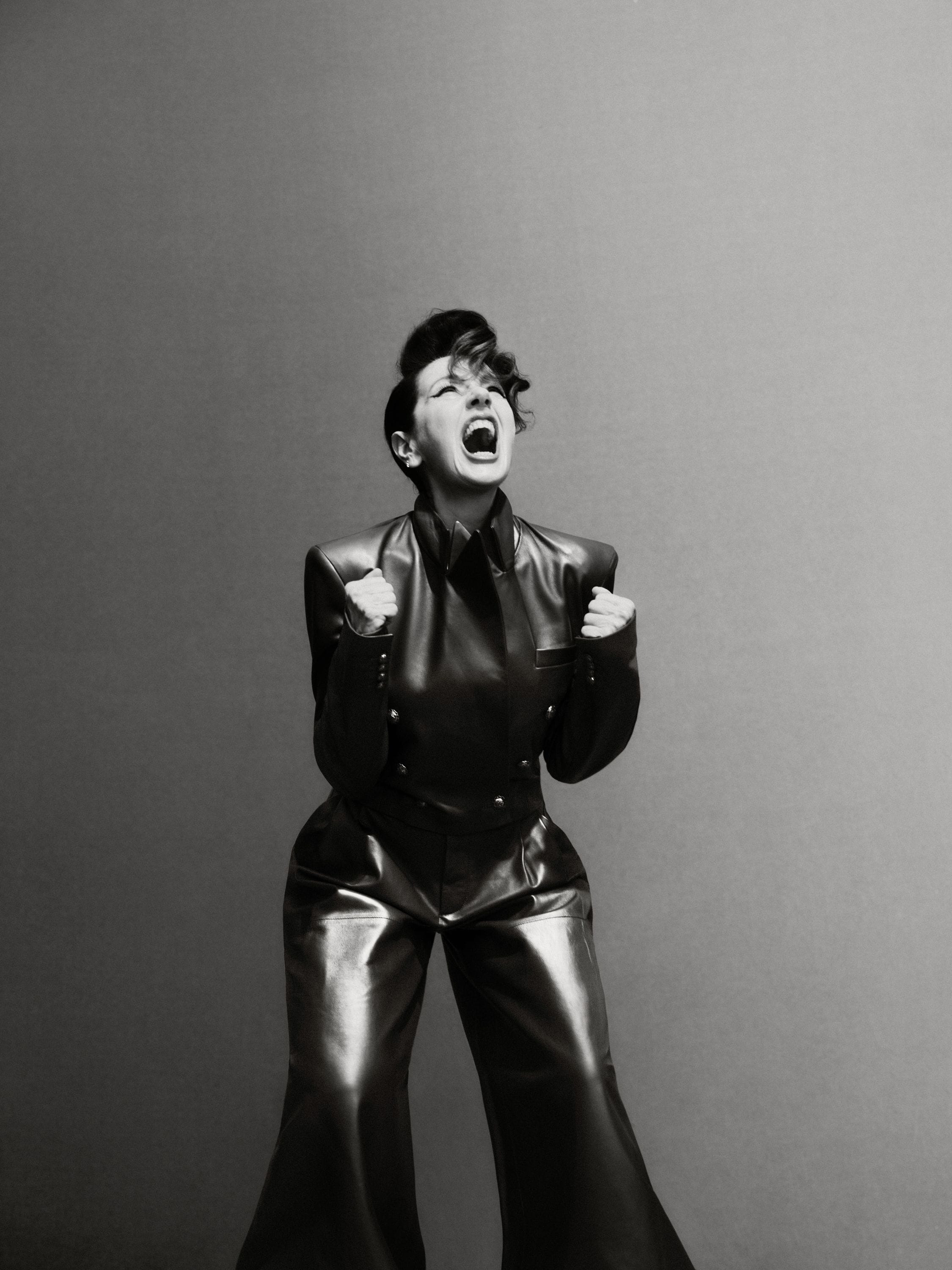 The National Portrait Gallery reveals a powerful new portrait of Tina Arena as part of her 50-year milestone celebration and TINA 5.0 launch.