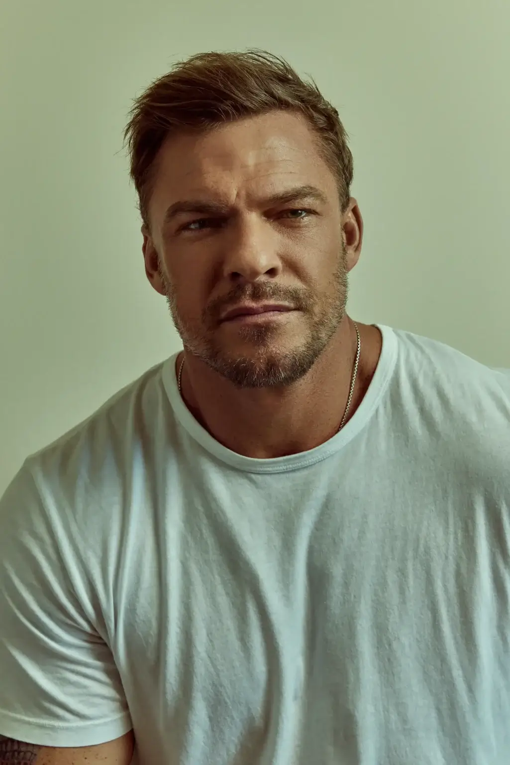 Reacher star Alan Ritchson heads to Village Roadshow Studios to portray Medal of Honor recipient Mike Thornton in a new military thriller.