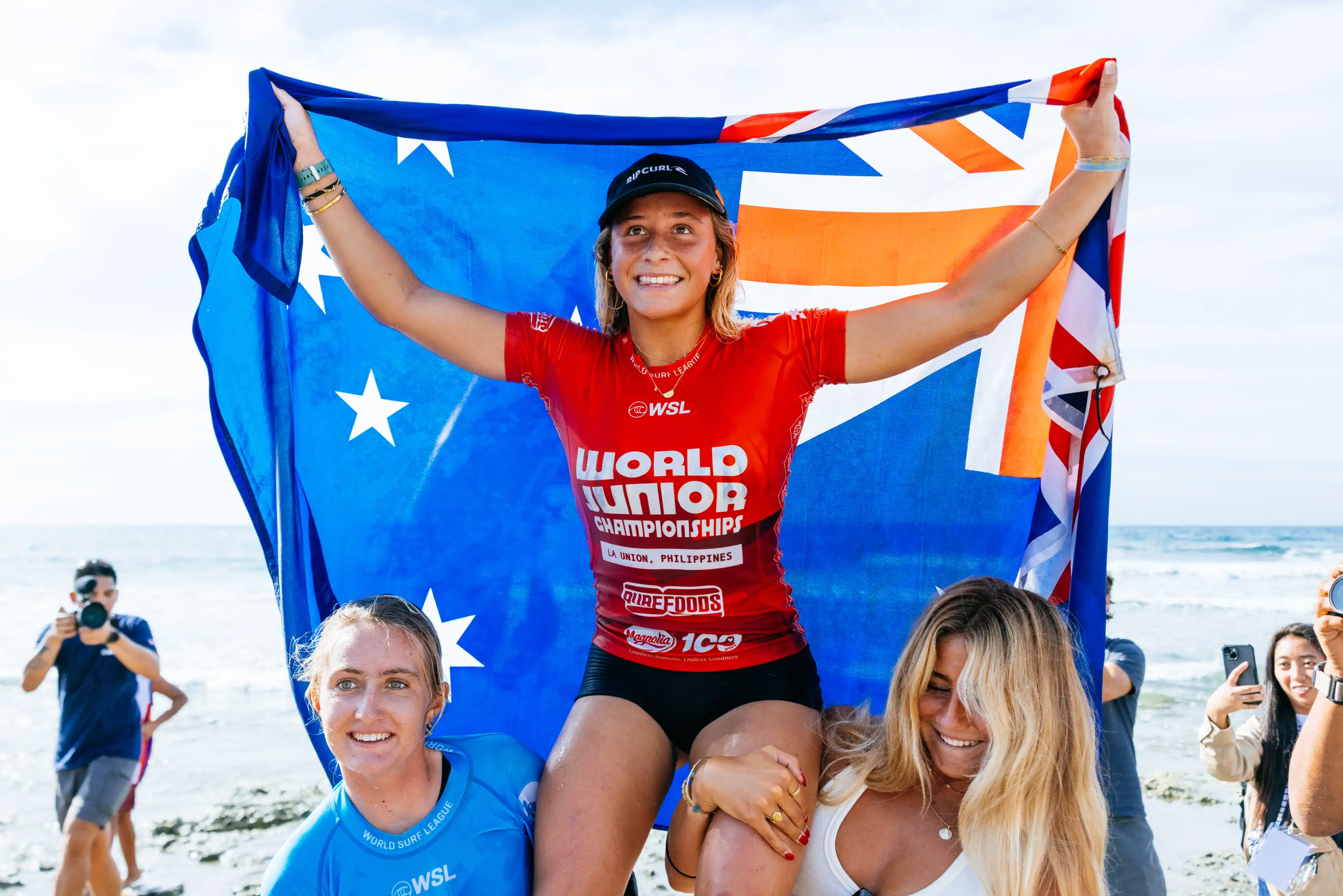 Burleigh Heads surfer Isla Huppatz claims the 2025 WSL World Junior Championship in the Philippines, defeating close friend Sierra Kerr in tense Final