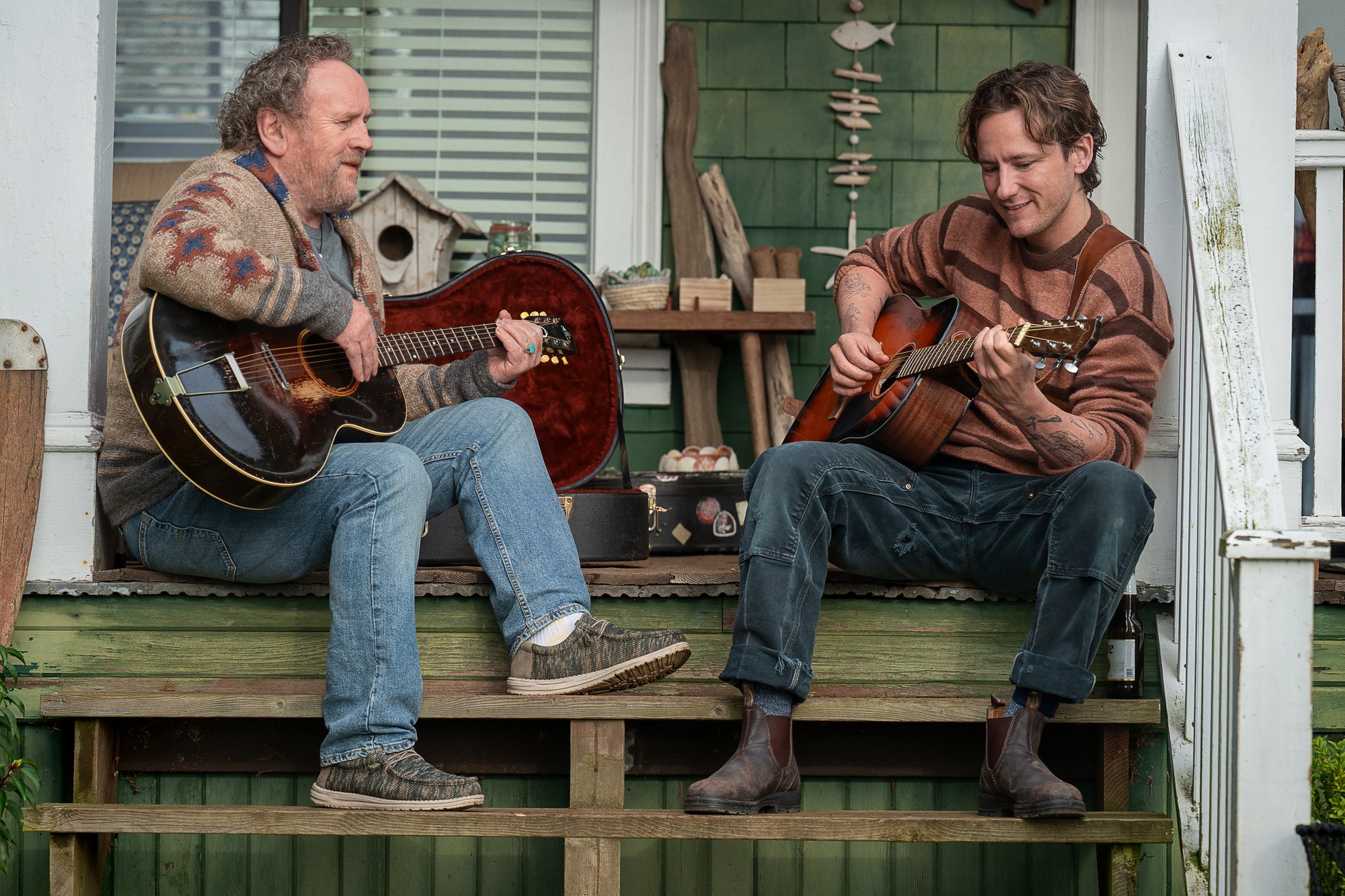 REMARKABLY BRIGHT CREATURES. (L to R) Colm Meaney as Ethan and Lewis Pullman as Cameron in Remarkably Bright Creatures. Cr. Diyah Pera/Netflix © 2026.
