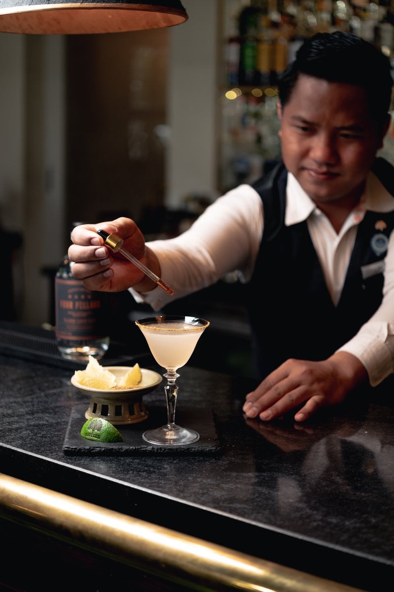Uncover the rich history and impressive gin collection at the Elephant Bar, recognised among the world's best hotel bars.