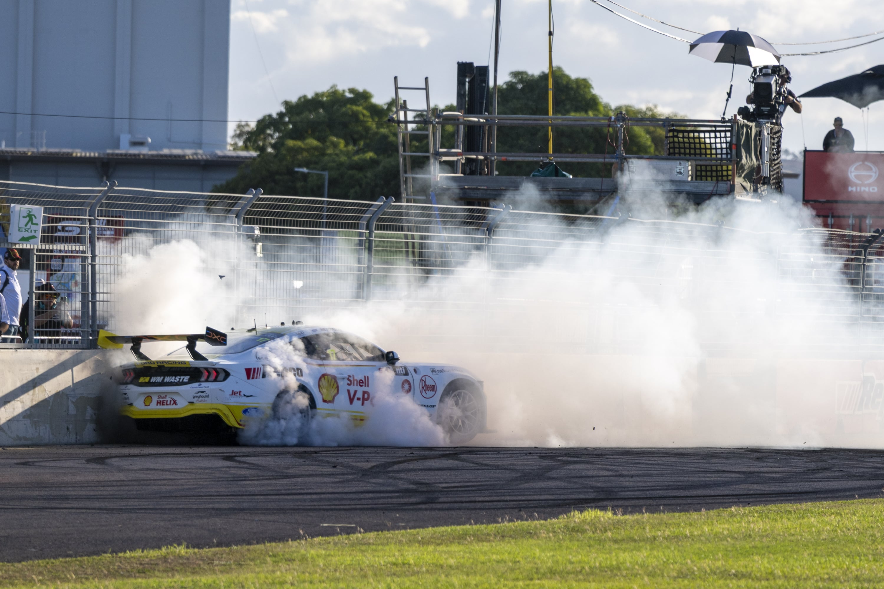 A dramatic Townsville 500 sees Brodie Kostecki claim victory and Matt Payne take a 92-point lead over Broc Feeney in the standings.
